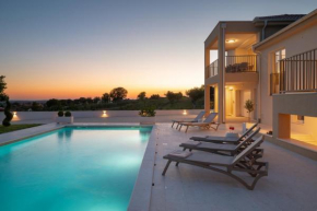 Luxury Villa Morus with pool 50m2 gym